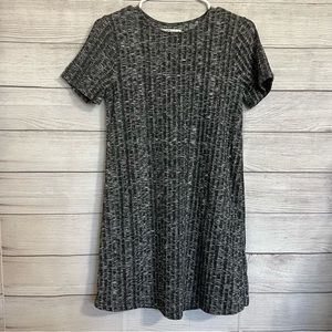 Abercrombie & Fitch Gray Textured dress